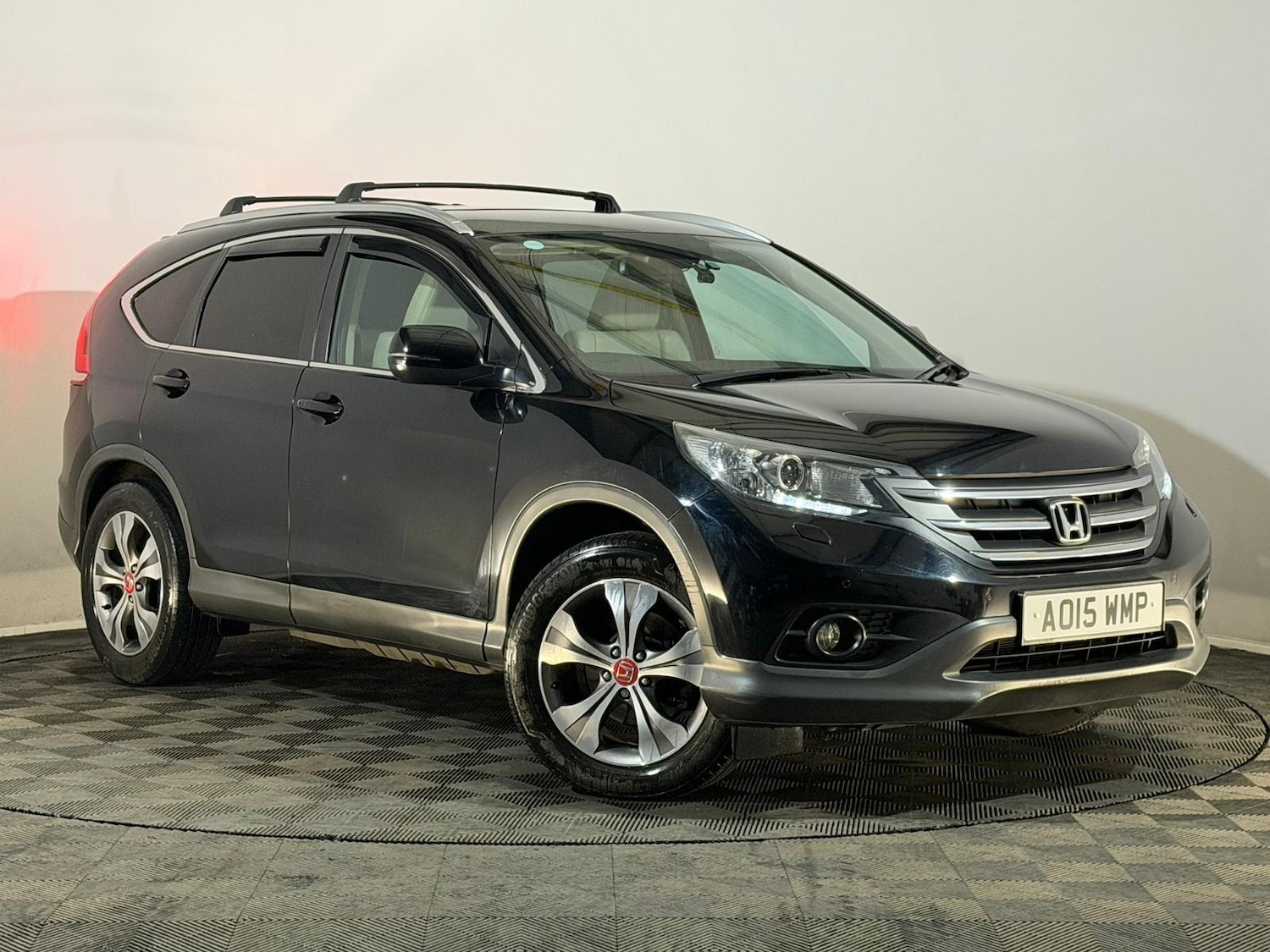 Used Honda CR-V 2015 for sale - 76841852: Photo 1