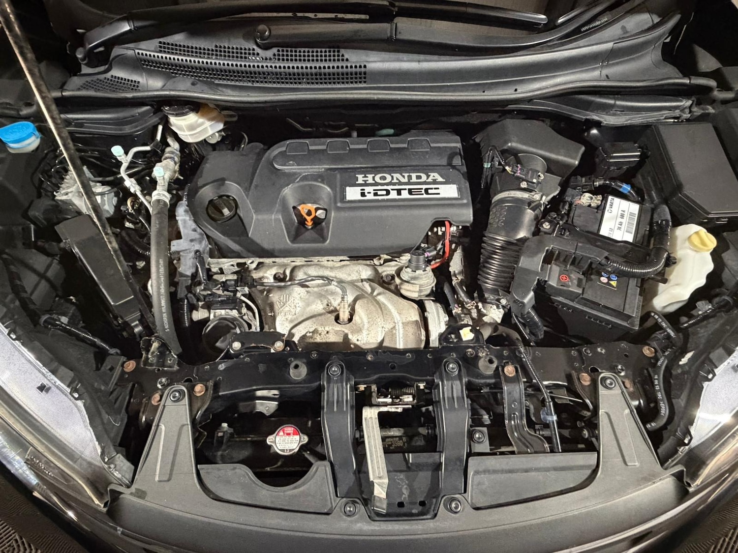 Used Honda CR-V 2015 for sale - 76841852: Photo 10