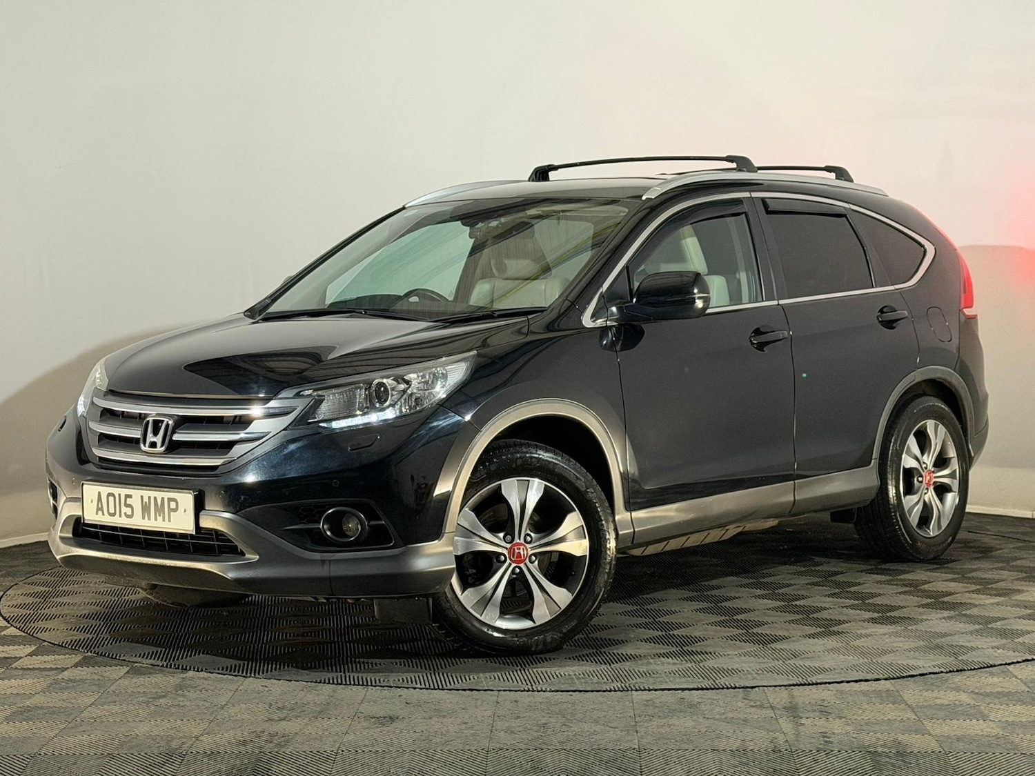 Used Honda CR-V 2015 for sale - 76841852: Photo 3