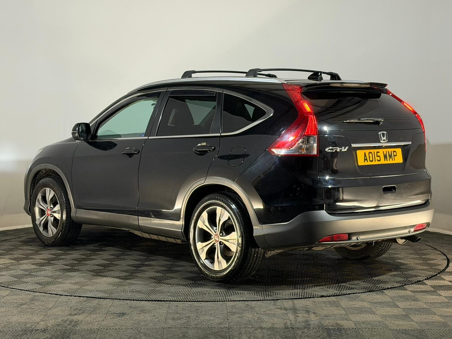 Used Honda CR-V 2015 for sale - 76841852: Photo 9