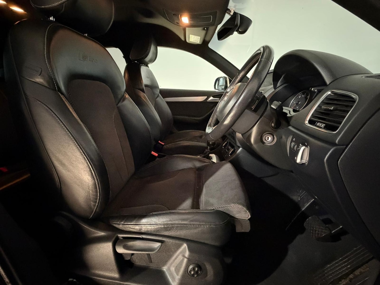 Used Audi Q3 2016 for sale - 76497627: Photo 16