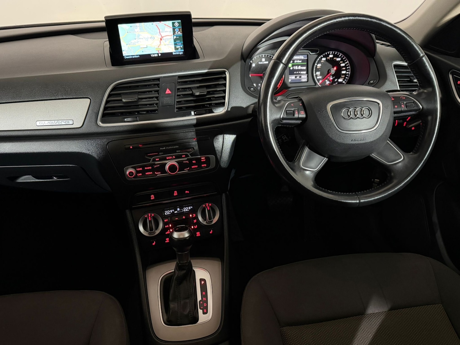 Used Audi Q3 2014 for sale - 76419929: Photo 12