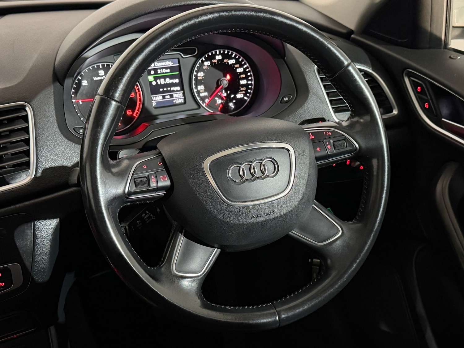 Used Audi Q3 2014 for sale - 76419929: Photo 13