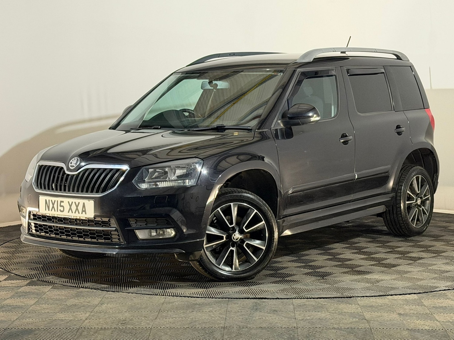 Used Skoda Yeti 2015 for sale - 77648209: Photo 3