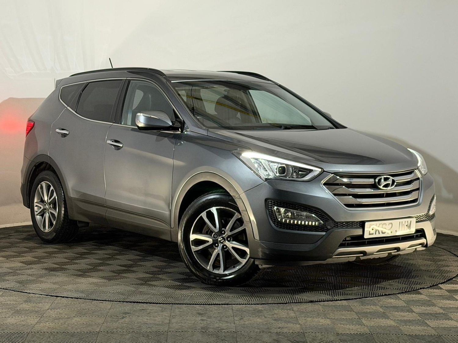 Used Hyundai Santa Fe 2012 for sale - 76494215: Photo 1