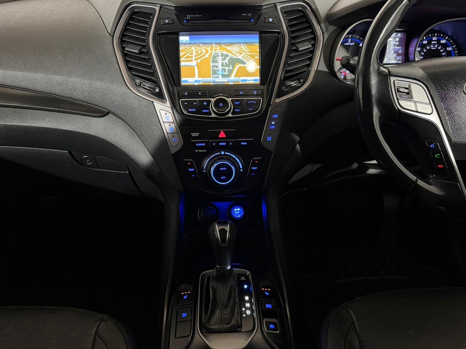 Used Hyundai Santa Fe 2012 for sale - 76494215: Photo 14