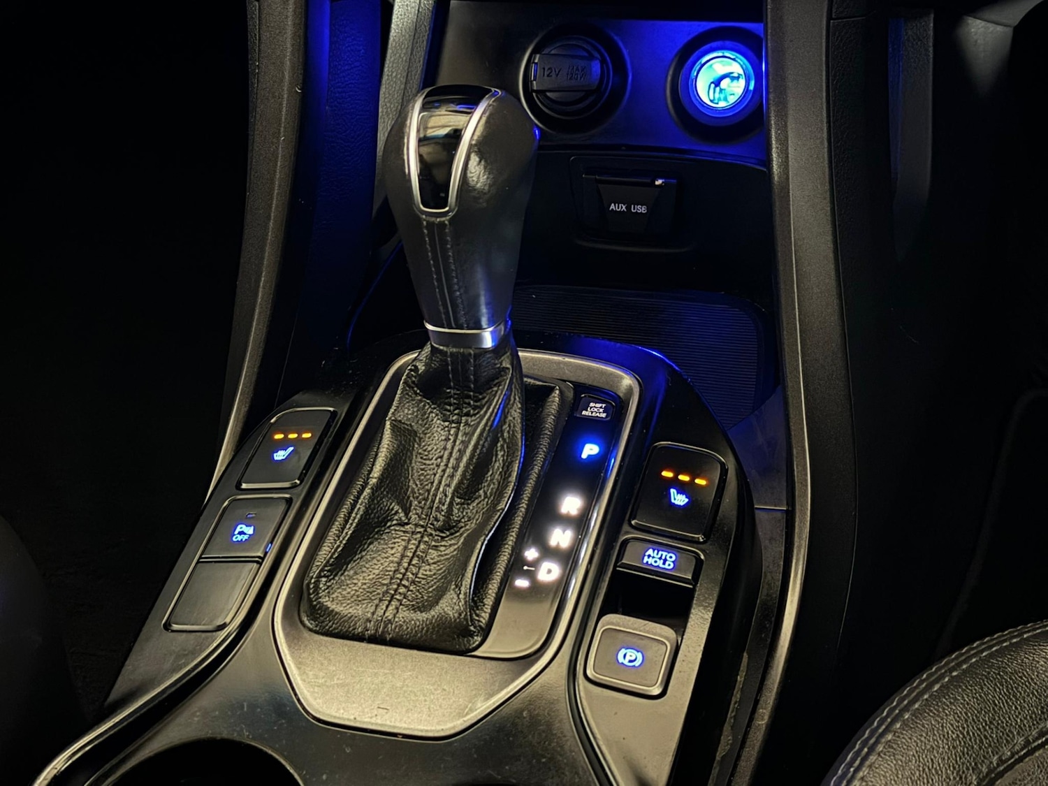 Used Hyundai Santa Fe 2012 for sale - 76494215: Photo 15