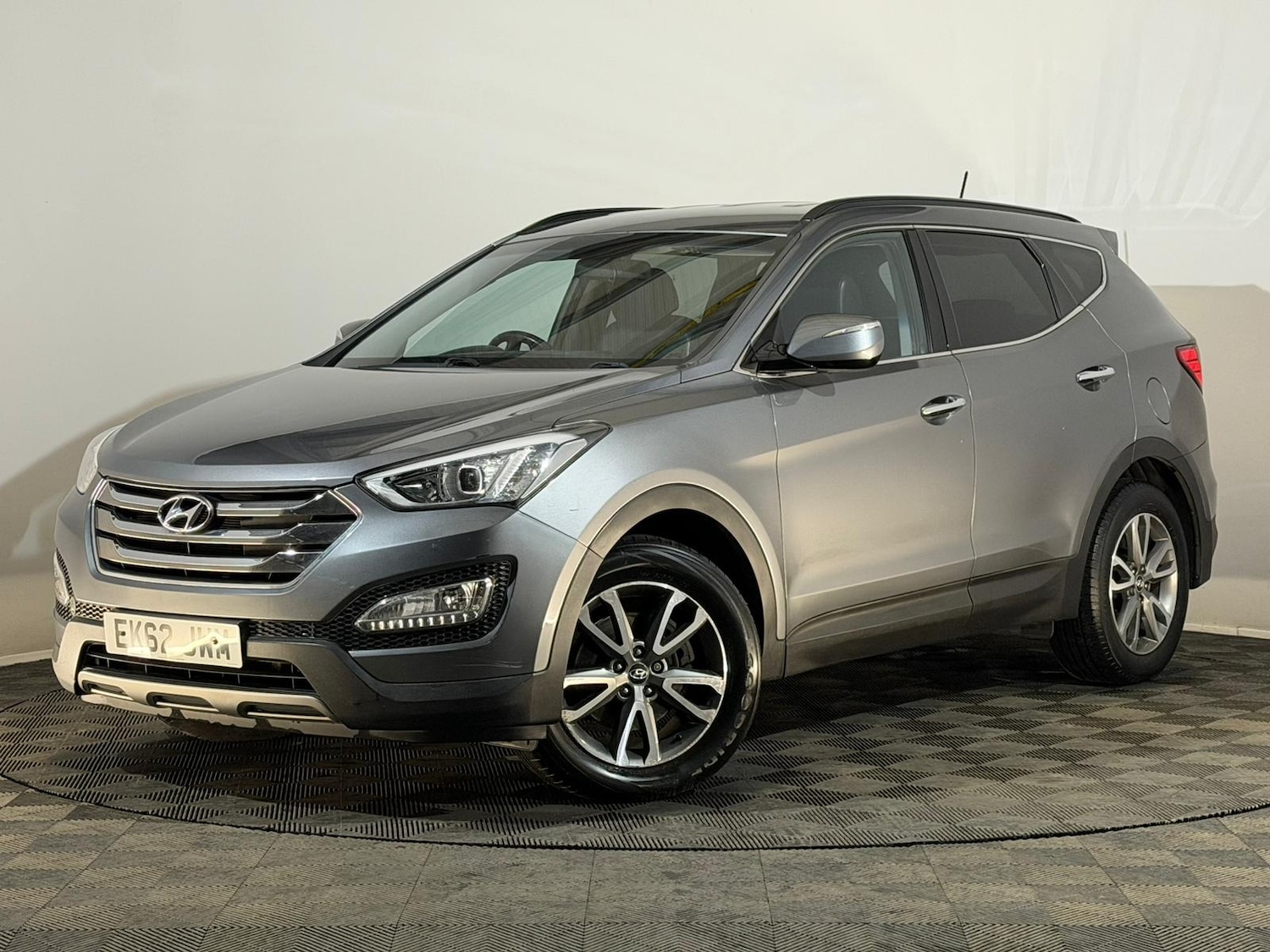 Used Hyundai Santa Fe 2012 for sale - 76494215: Photo 3