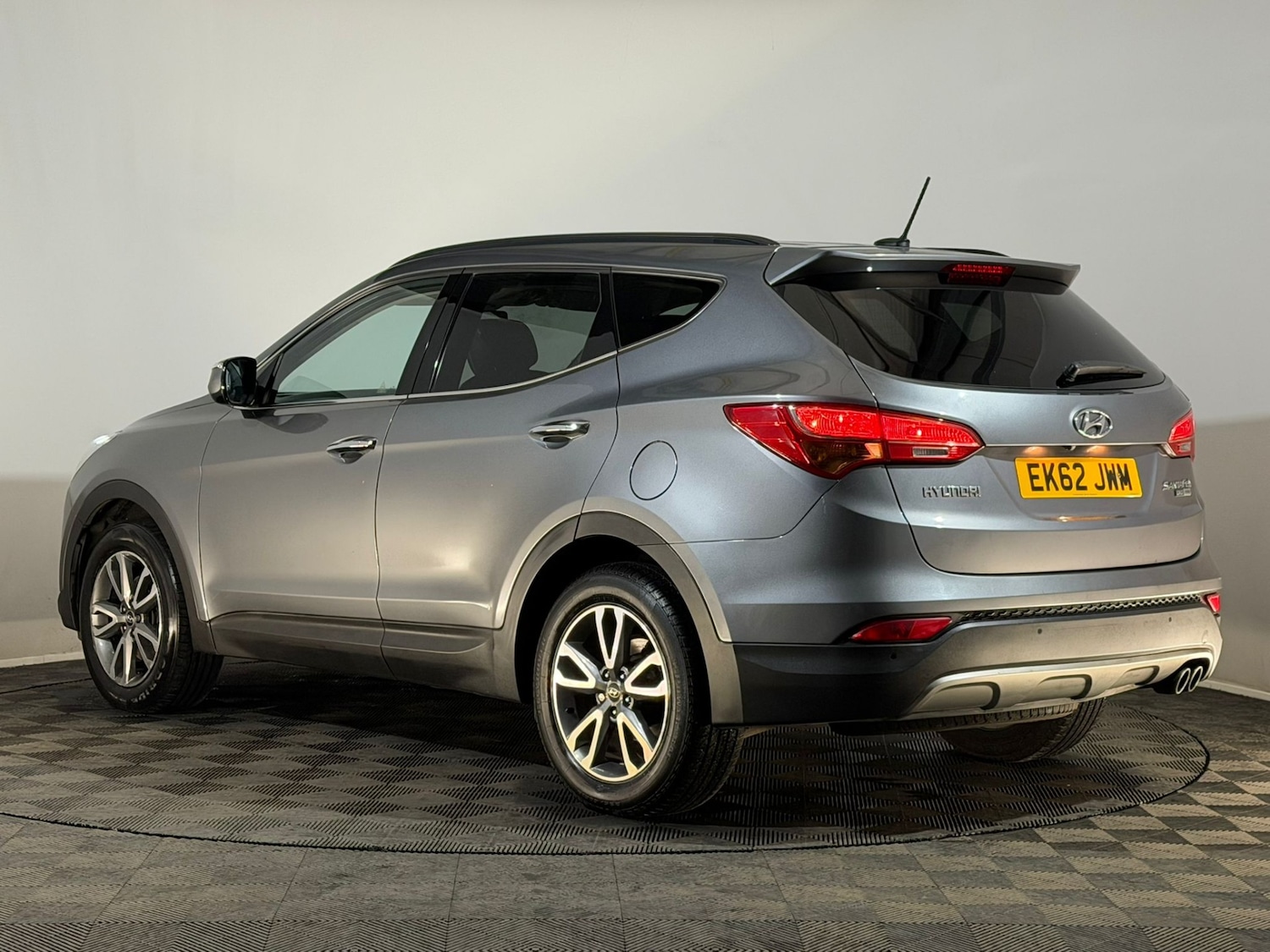 Used Hyundai Santa Fe 2012 for sale - 76494215: Photo 9