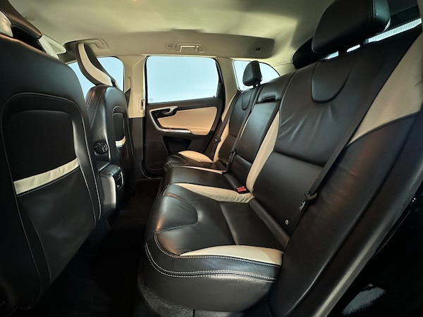 Used Volvo XC60 2012 for sale - 75383273: Photo 18