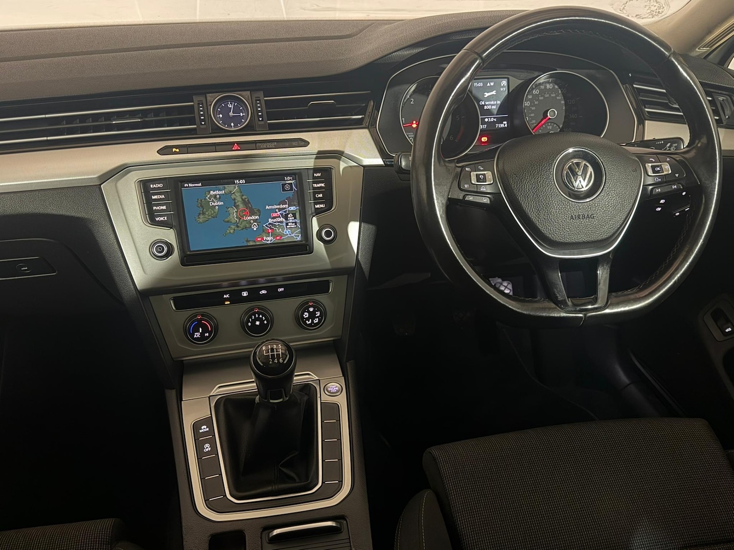 Used Volkswagen Passat 2015 for sale - 77340610: Photo 12