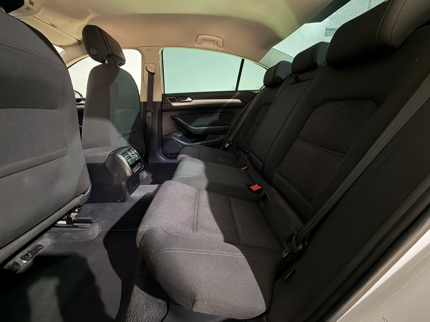 Used Volkswagen Passat 2015 for sale - 77340610: Photo 18