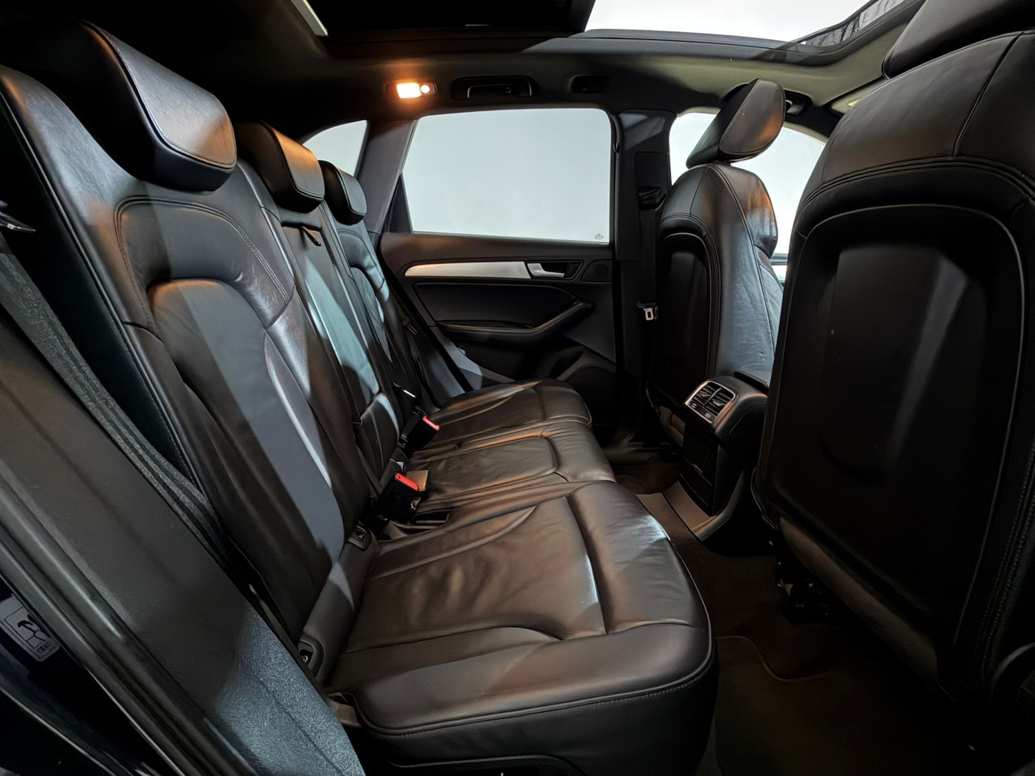 Used Audi Q5 2015 for sale - 78199032: Photo 19