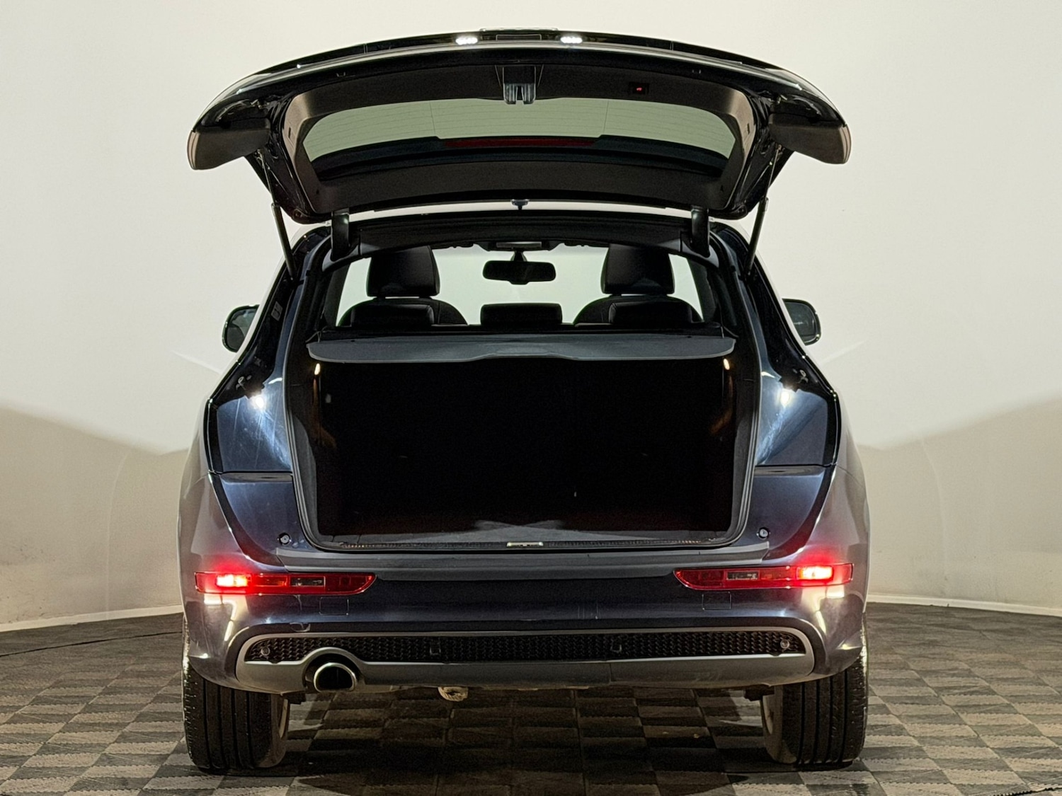 Used Audi Q5 2015 for sale - 78199032: Photo 8