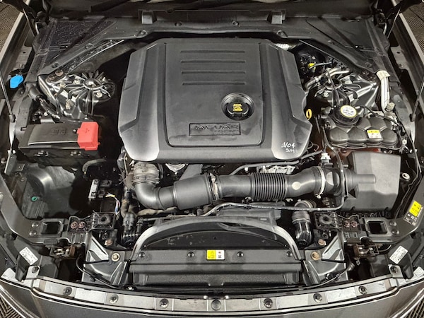 Used Jaguar XF 2018 for sale - 76170892: Photo 10