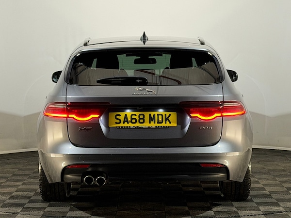 Used Jaguar XF 2018 for sale - 76170892: Photo 7