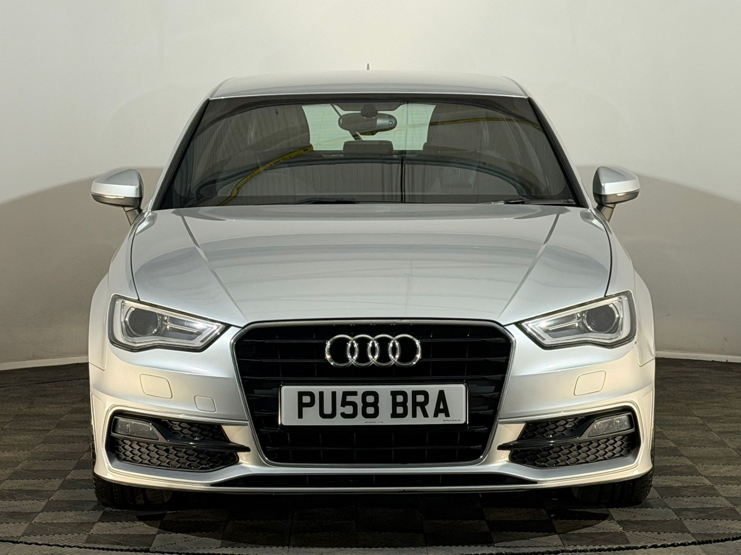 Used Audi A3 2013 for sale - 77873658: Photo 2
