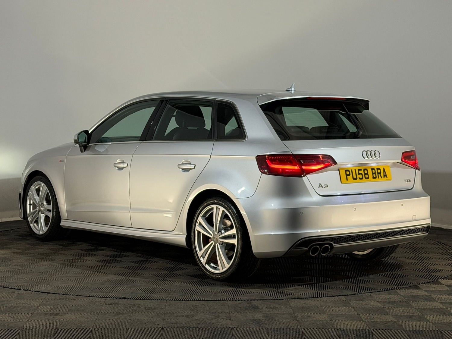 Used Audi A3 2013 for sale - 77873658: Photo 6