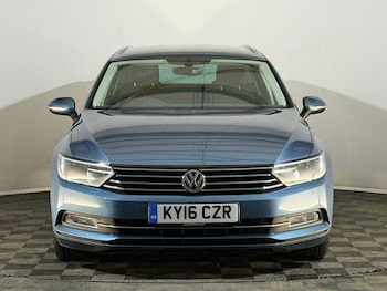 Used Volkswagen Passat 2016 for sale - 77617874: Photo