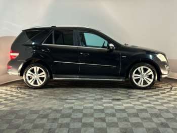 Used Mercedes-Benz M-Class 2010 for sale - 74454598: Photo