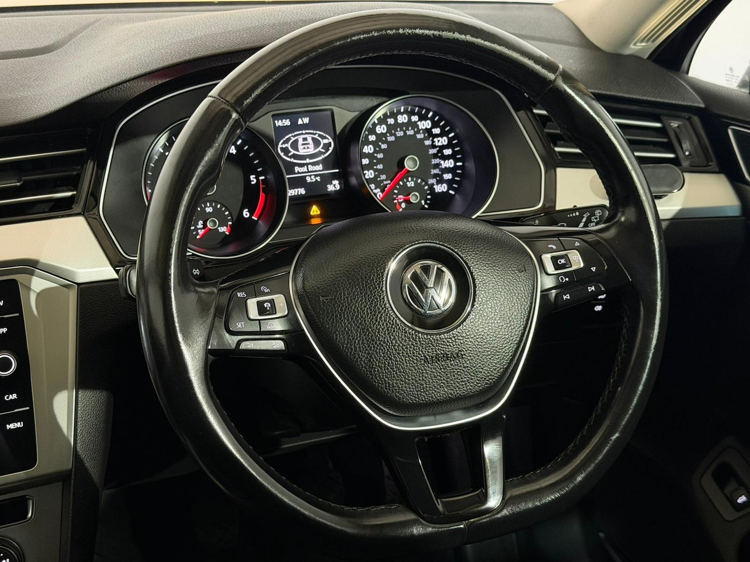 Used Volkswagen Passat 2017 for sale - 77979816: Photo 13