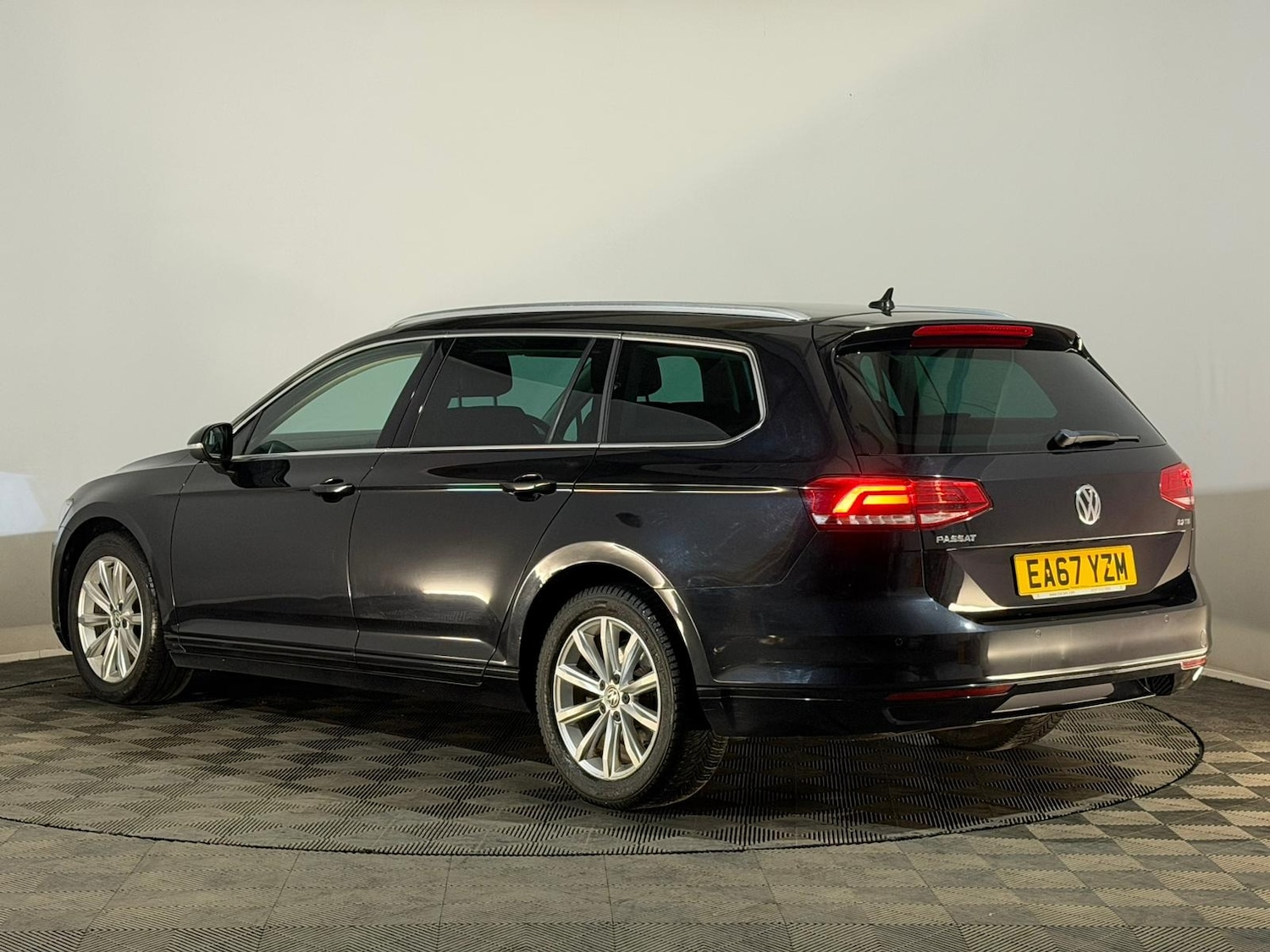 Used Volkswagen Passat 2017 for sale - 77979816: Photo 9
