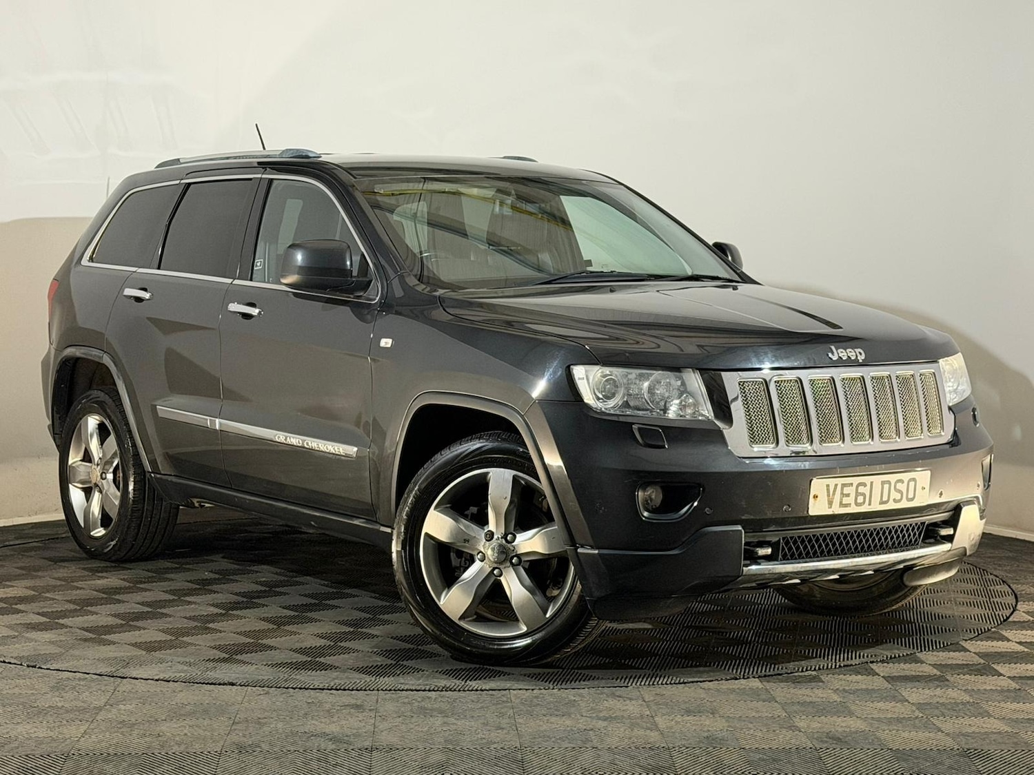 Used Jeep Grand Cherokee 2011 for sale - 76518539: Photo 1