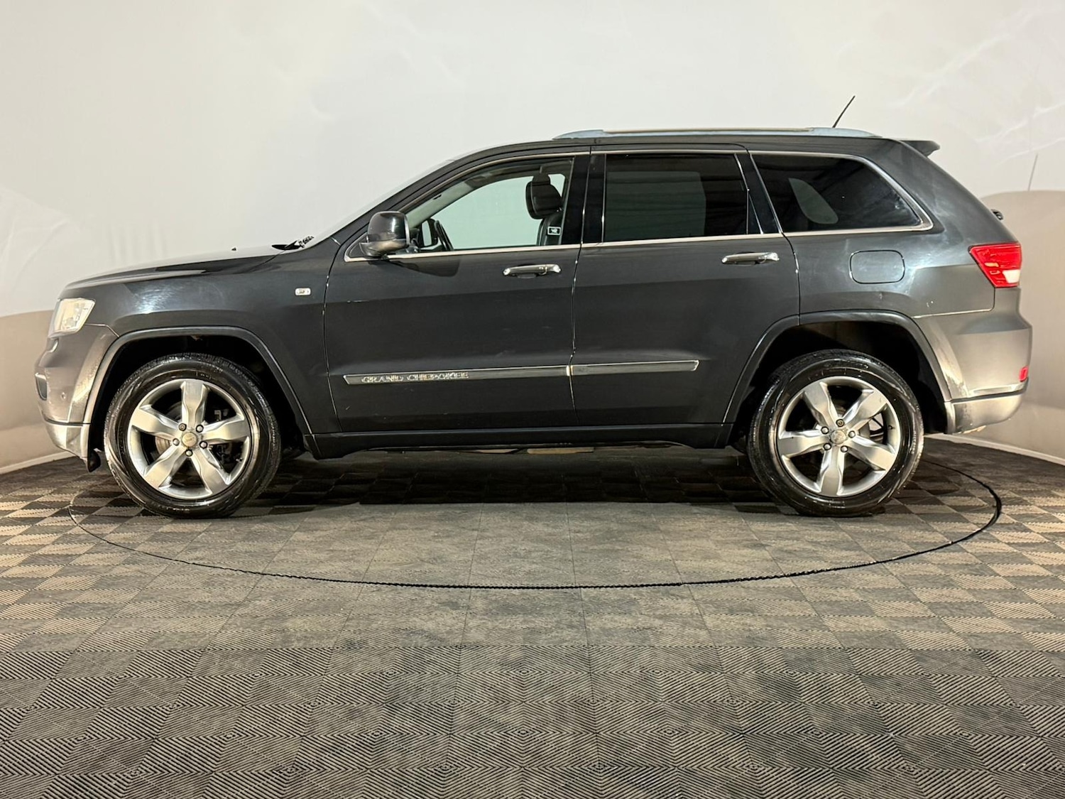 Used Jeep Grand Cherokee 2011 for sale - 76518539: Photo 5