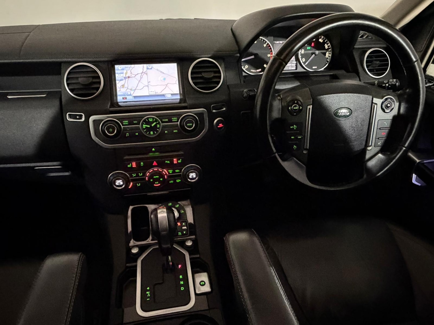 Used Land Rover Discovery 2011 for sale - 76706767: Photo 12