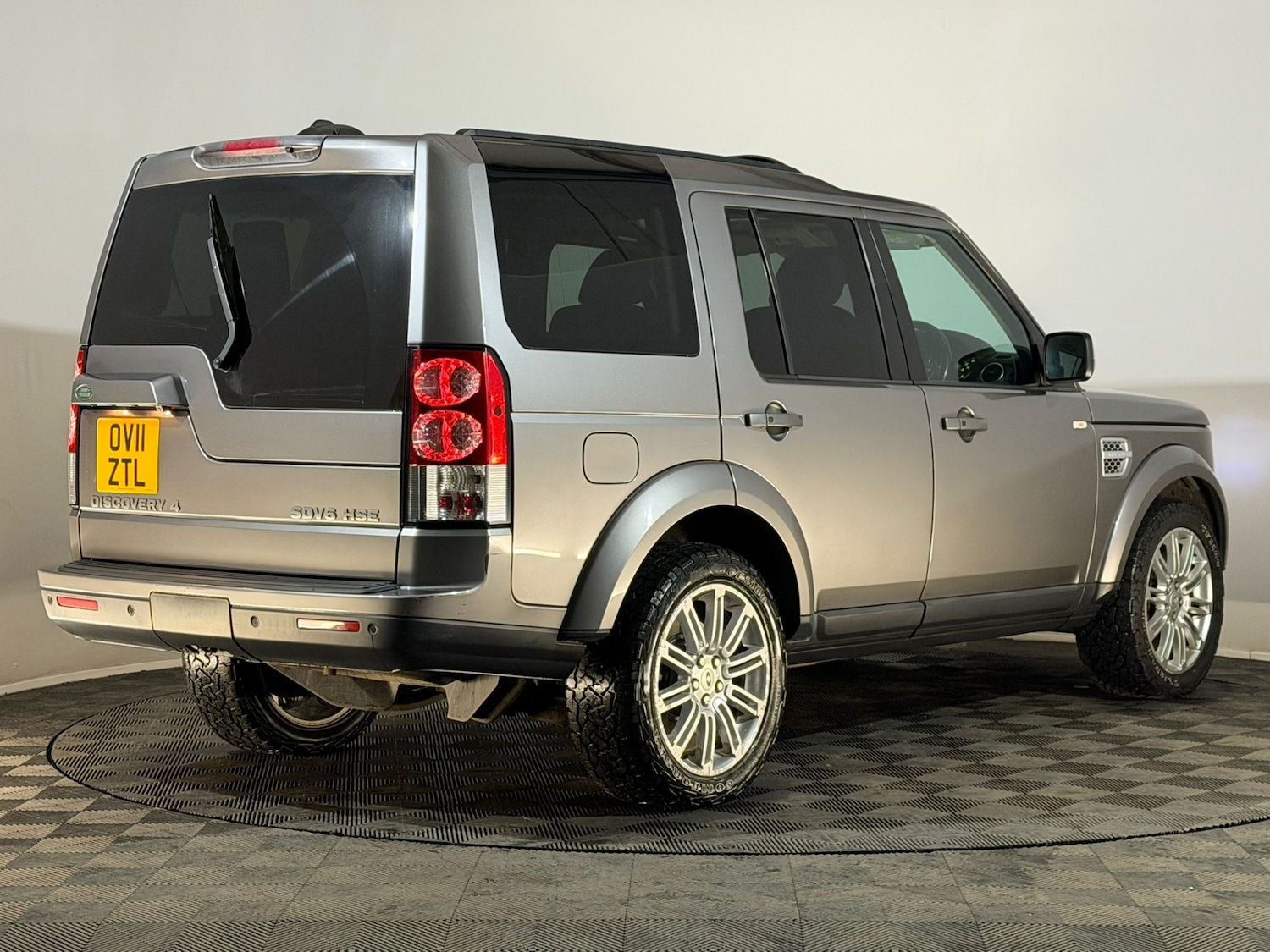 Used Land Rover Discovery 2011 for sale - 76706767: Photo 6