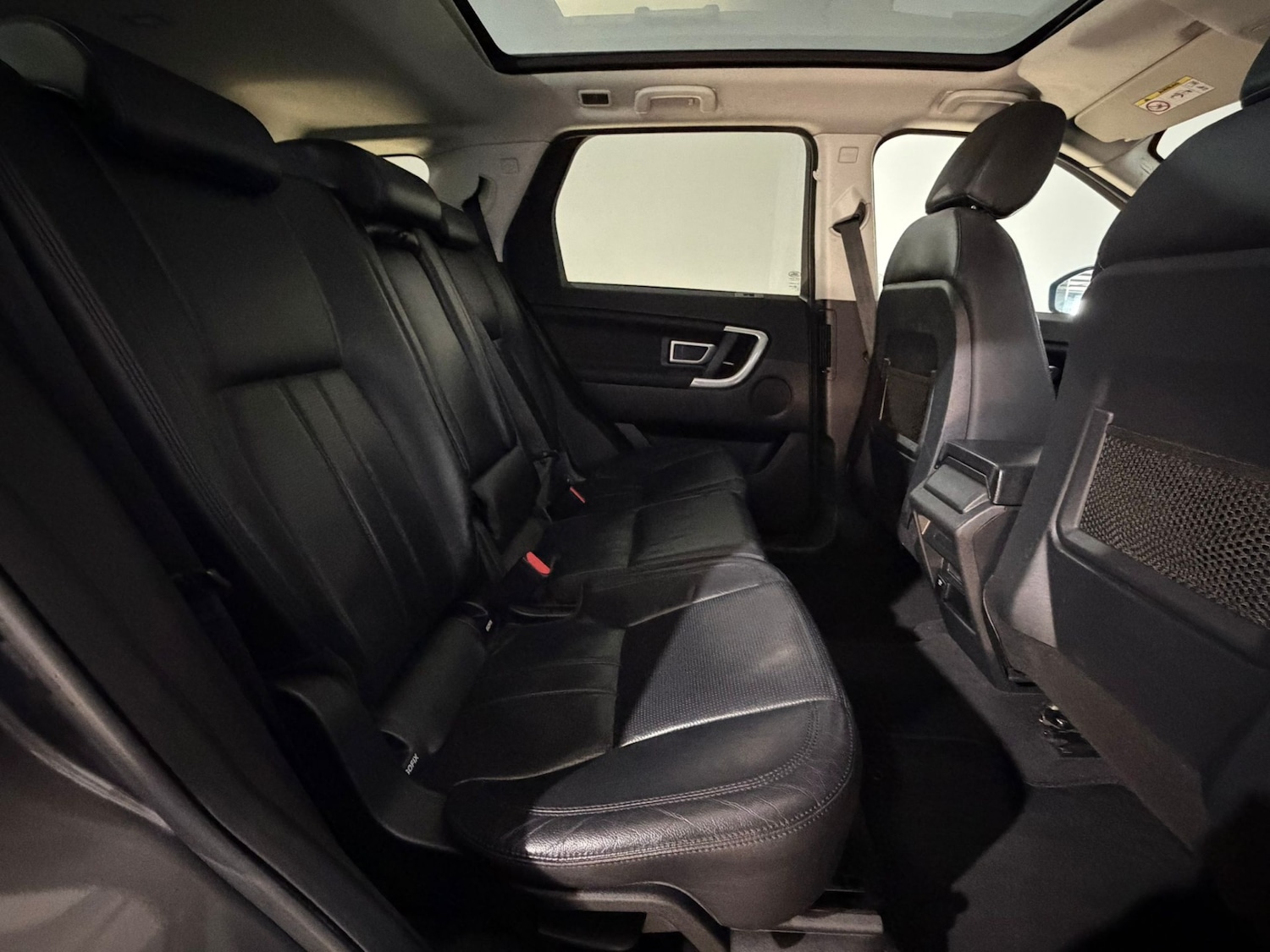 Used Land Rover Discovery Sport 2017 for sale - 76618062: Photo 16