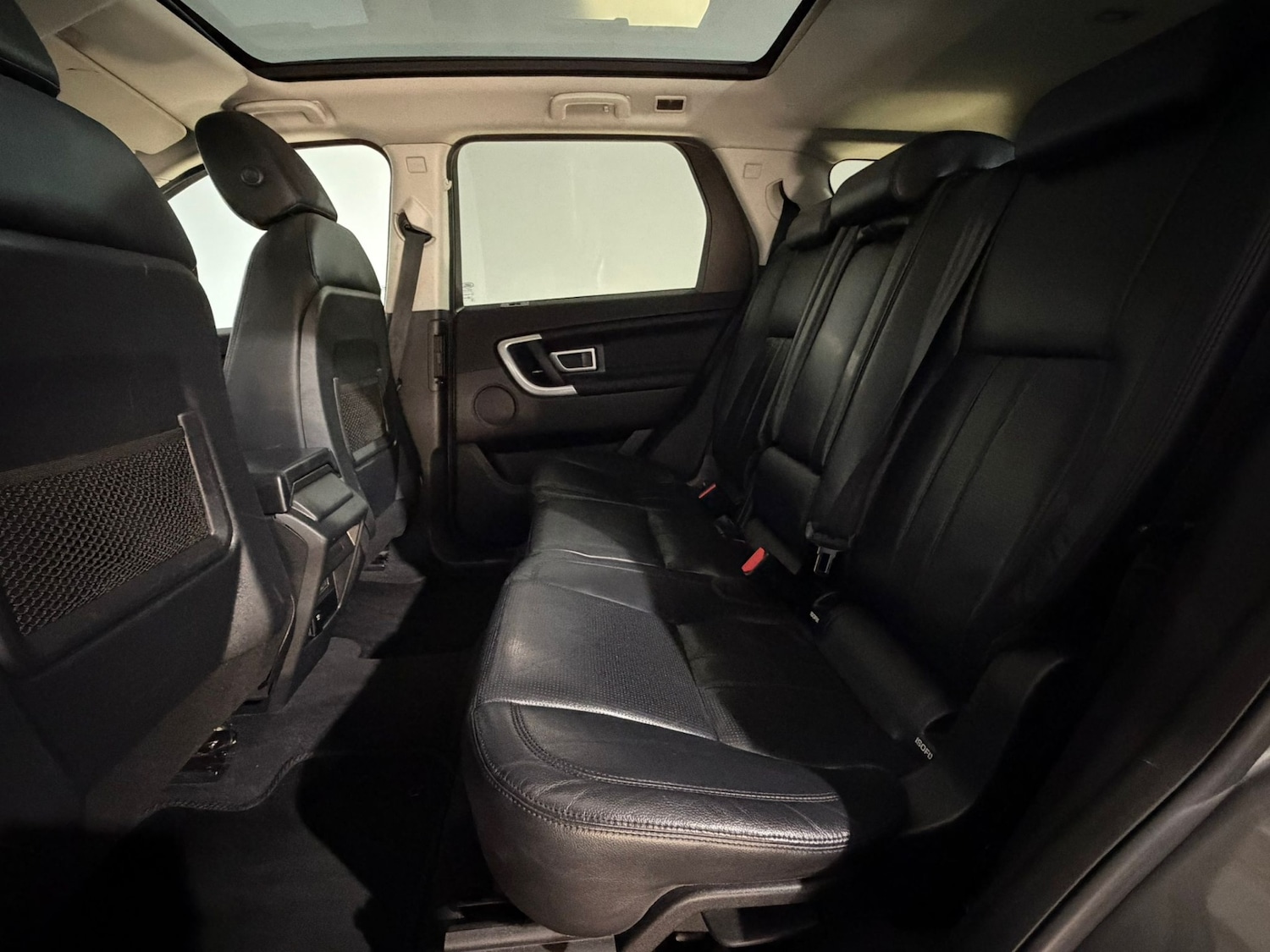 Used Land Rover Discovery Sport 2017 for sale - 76618062: Photo 17