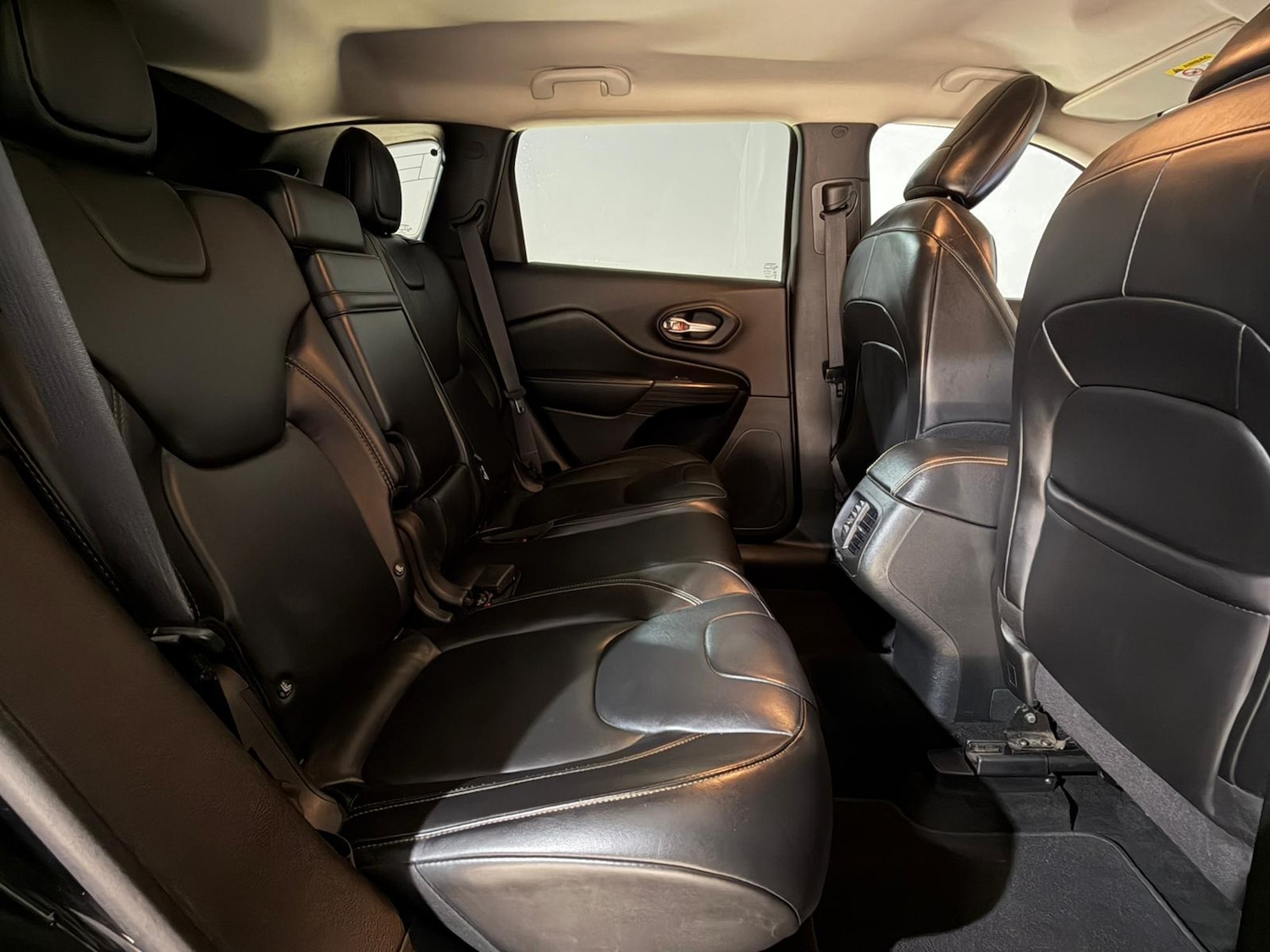 Used Jeep Cherokee 2016 for sale - 76298279: Photo 16