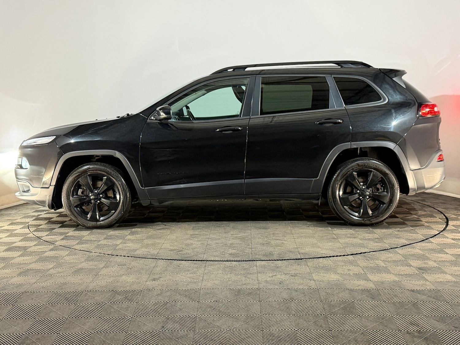 Used Jeep Cherokee 2016 for sale - 76298279: Photo 5