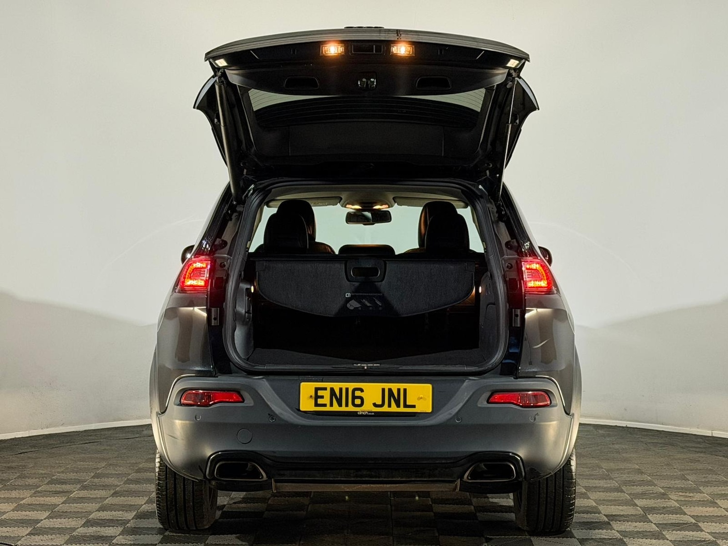 Used Jeep Cherokee 2016 for sale - 76298279: Photo 8