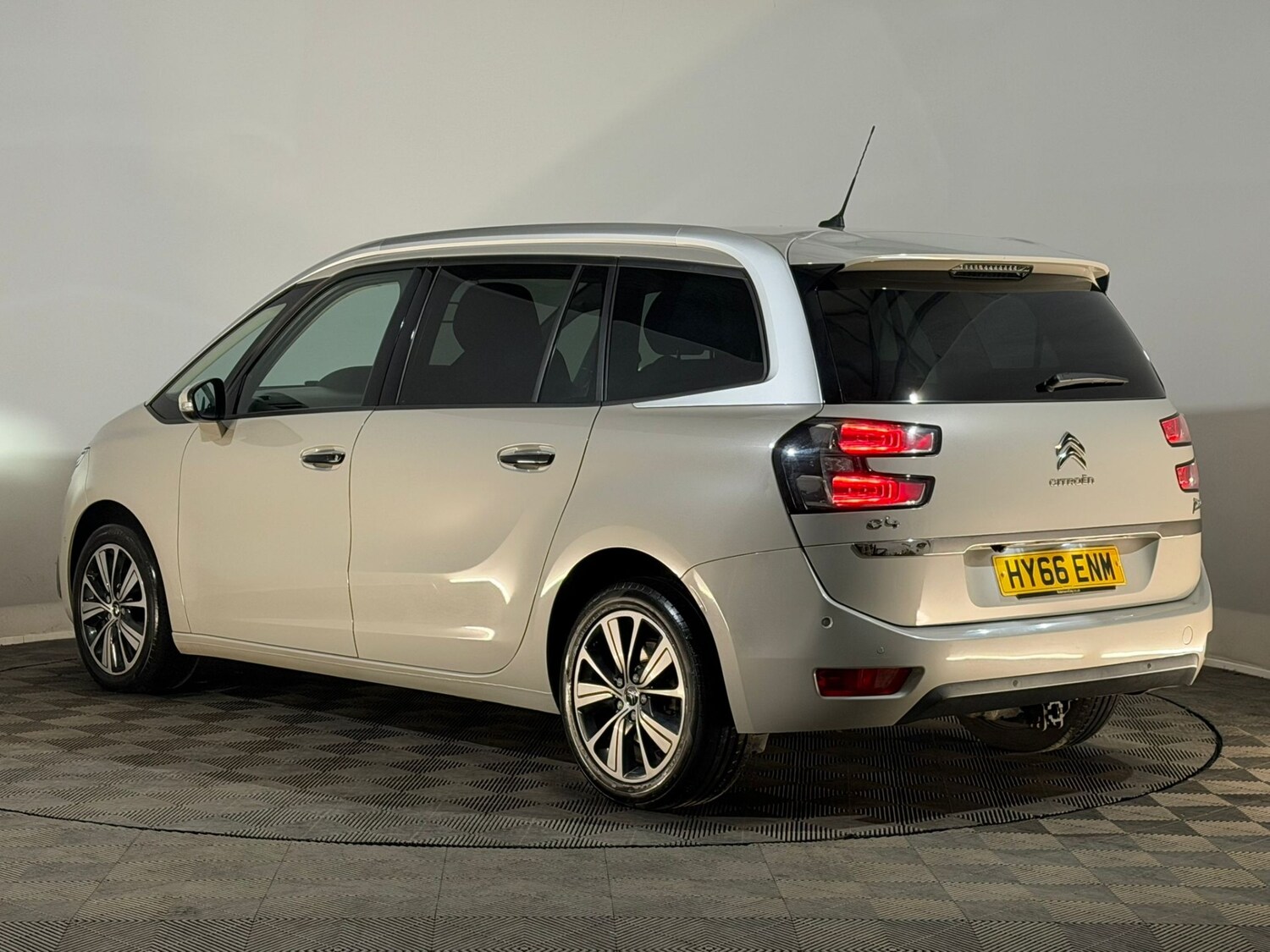 Used Citroen Grand C4 Picasso 2016 for sale - 78199157: Photo 9