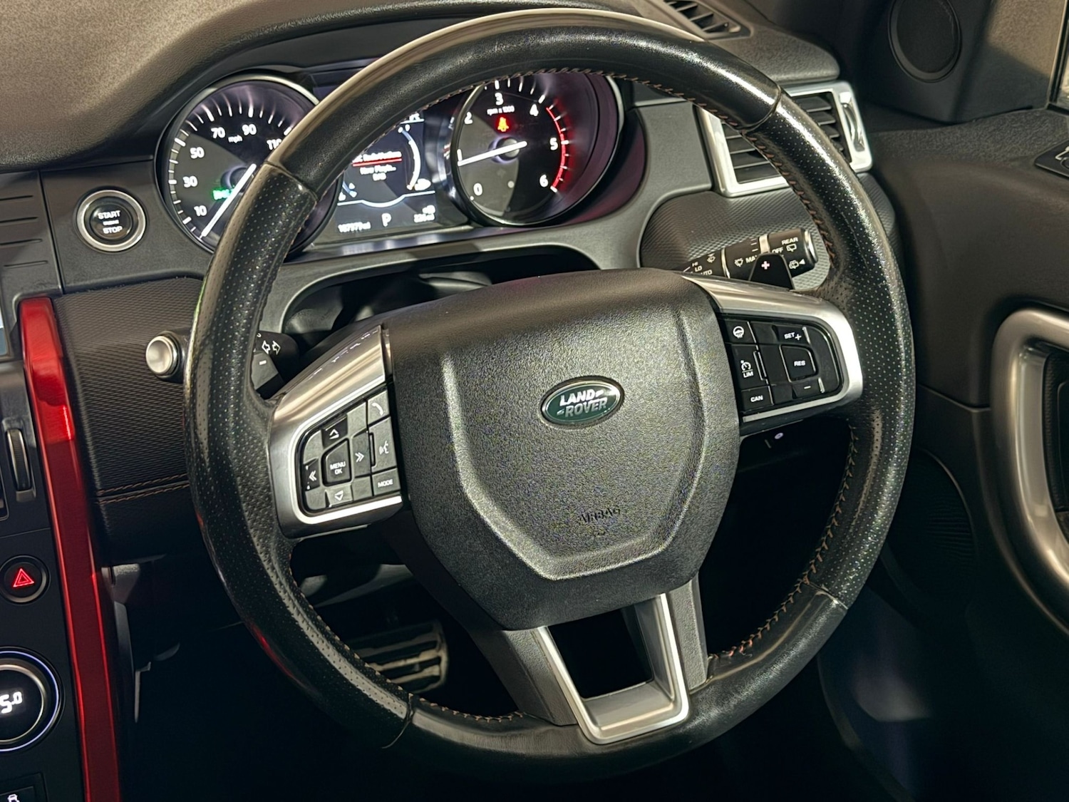 Used Land Rover Discovery Sport 2017 for sale - 77833828: Photo 13