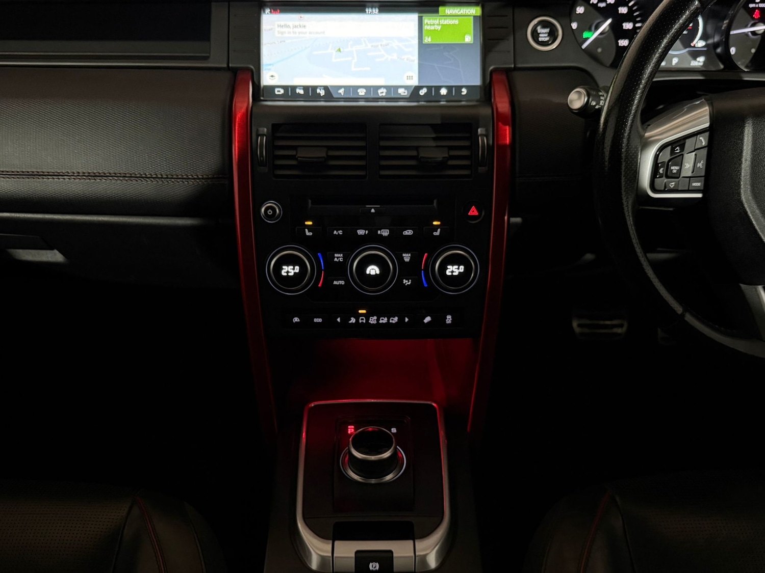 Used Land Rover Discovery Sport 2017 for sale - 77833828: Photo 14