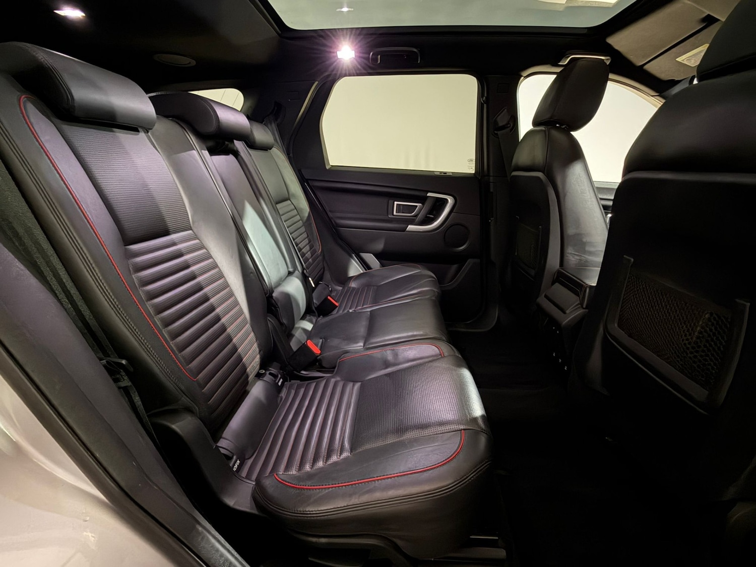 Used Land Rover Discovery Sport 2017 for sale - 77833828: Photo 18