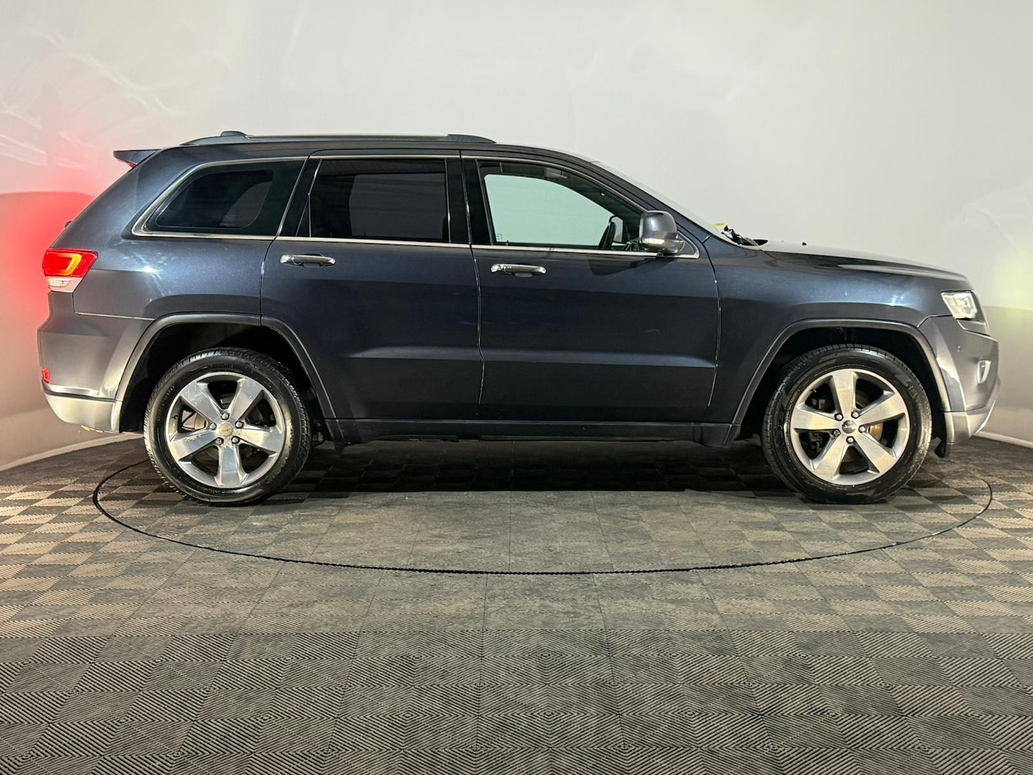 Used Jeep Grand Cherokee 2013 for sale - 76518524: Photo 4