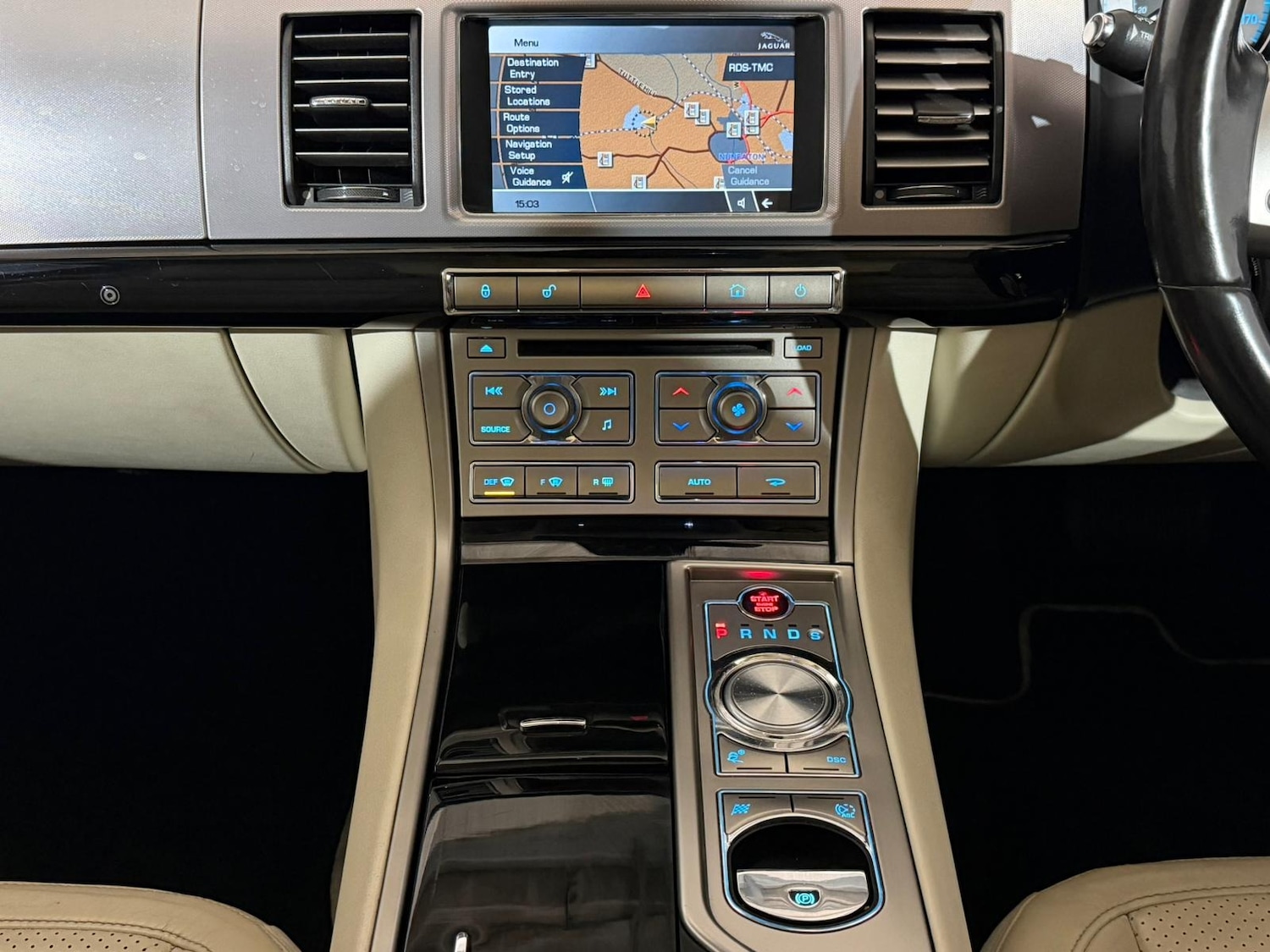 Used Jaguar XF 2010 for sale - 76297247: Photo 13