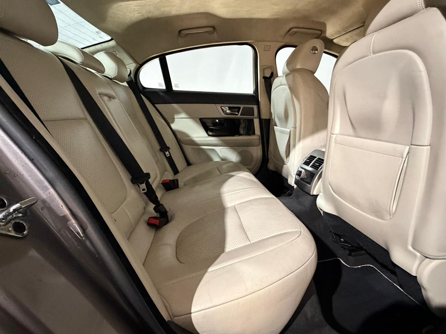 Used Jaguar XF 2010 for sale - 76297247: Photo 17