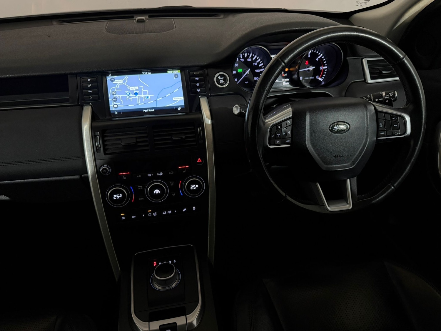 Used Land Rover Discovery Sport 2015 for sale - 77706814: Photo 12