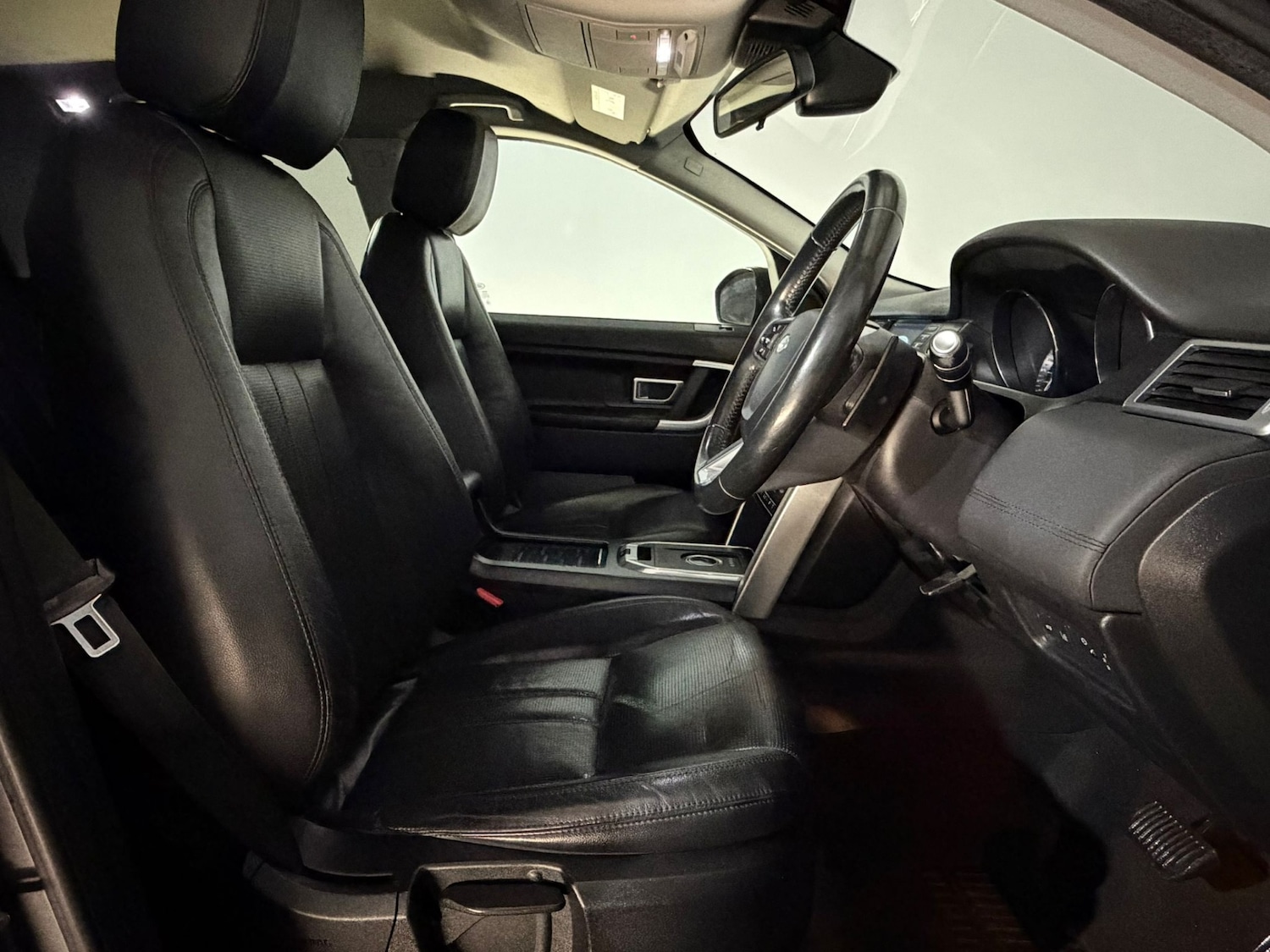 Used Land Rover Discovery Sport 2015 for sale - 77706814: Photo 16