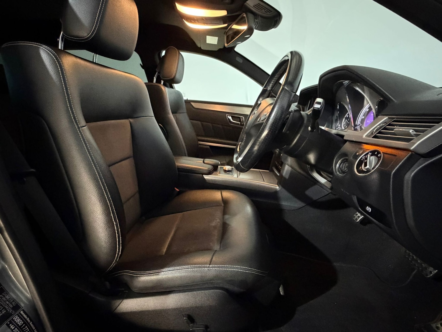 Used Mercedes-Benz E Class 2011 for sale - 78136978: Photo 15