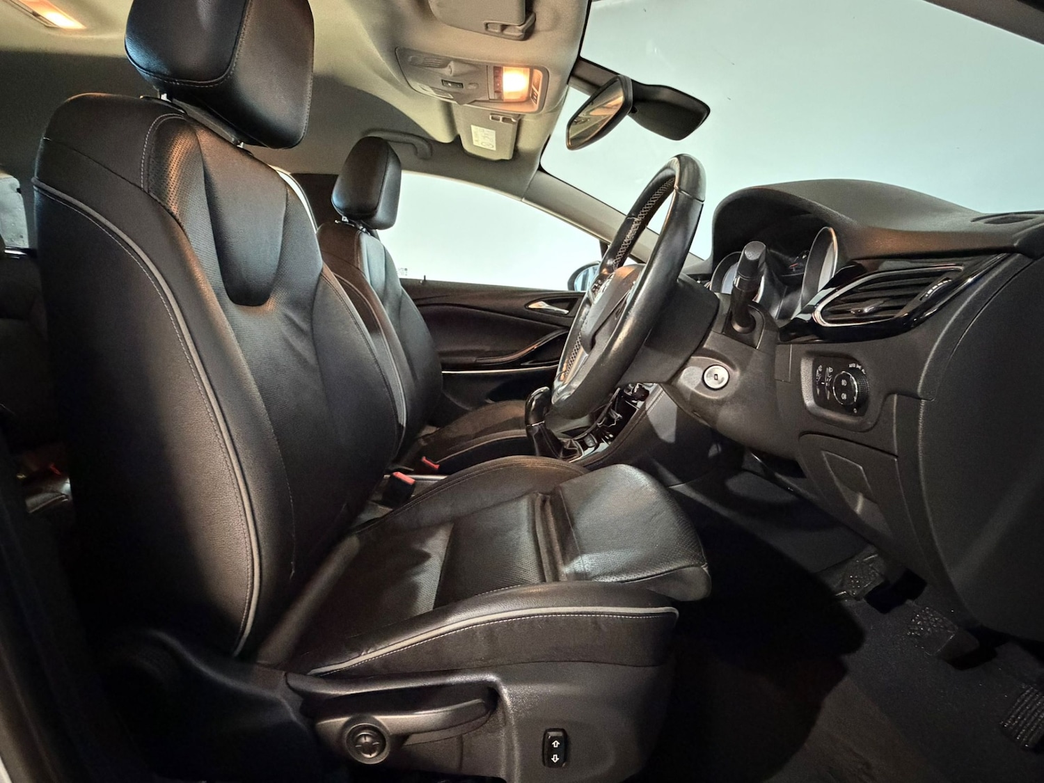 Used Vauxhall Astra 2016 for sale - 76611814: Photo 16