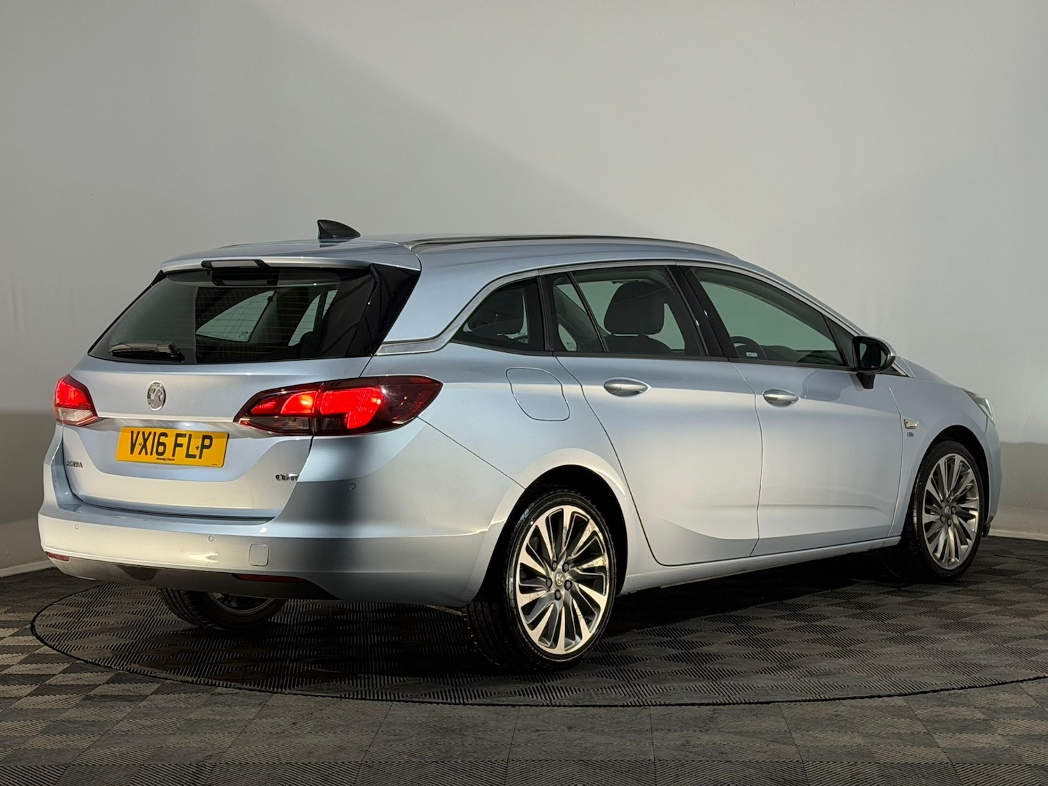 Used Vauxhall Astra 2016 for sale - 76611814: Photo 6