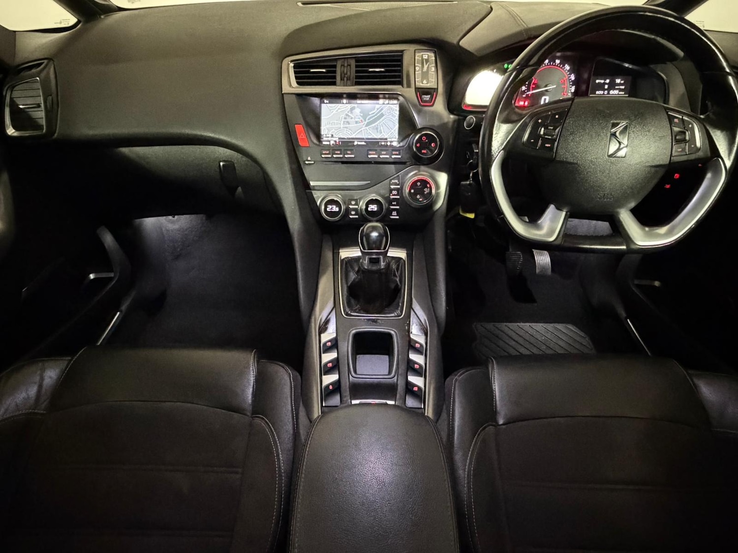 Used DS Automobiles DS 5 2017 for sale - 77371767: Photo 12