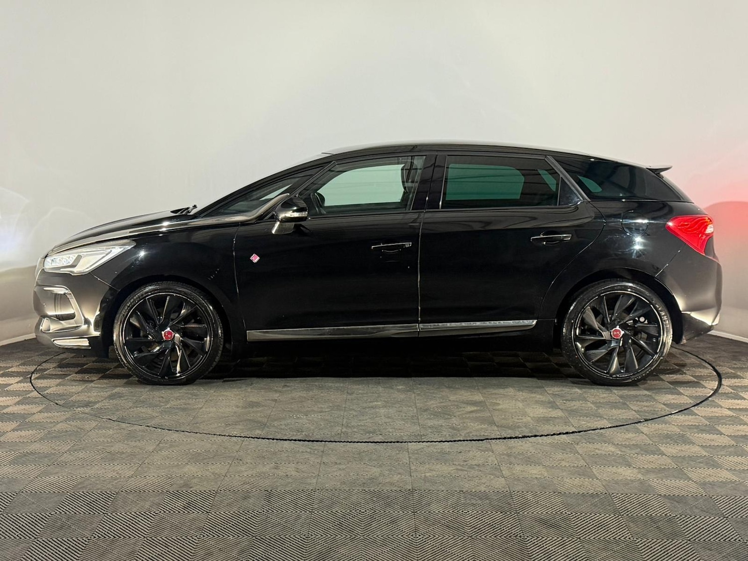 Used DS Automobiles DS 5 2017 for sale - 77371767: Photo 5