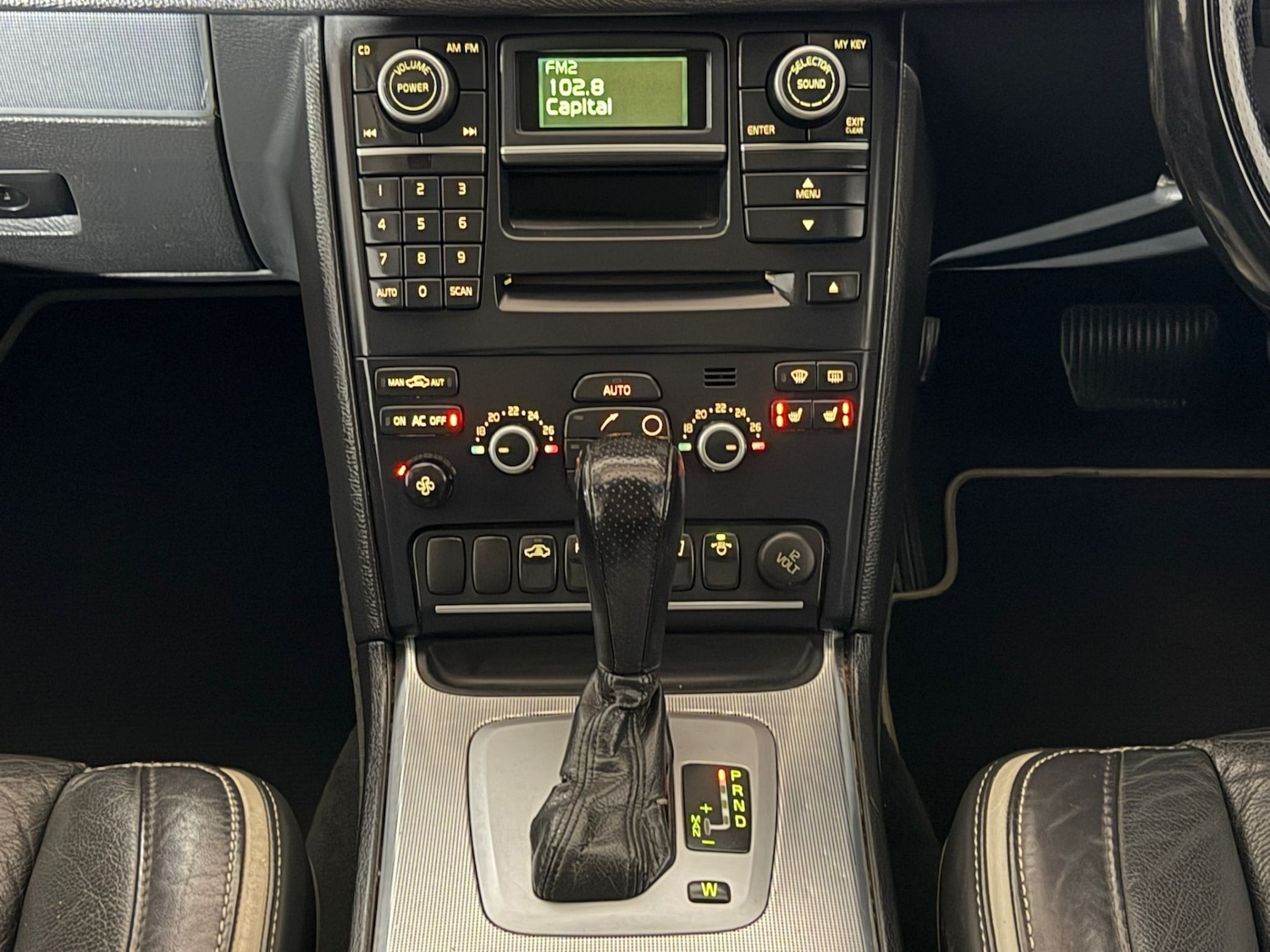 Used Volvo XC90 2011 for sale - 76129129: Photo 14